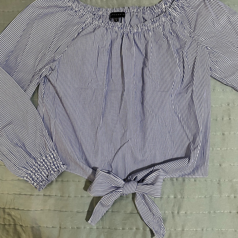Sanctuary Blue and White Striped Tie Front Blouse. Size Medium